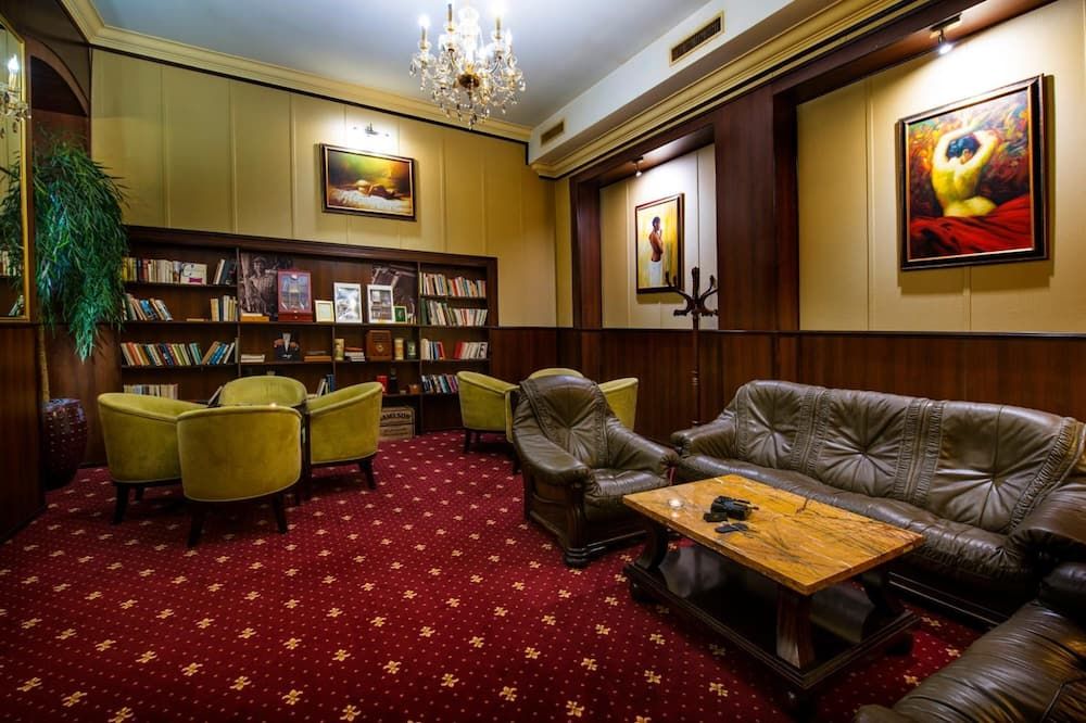 Salon