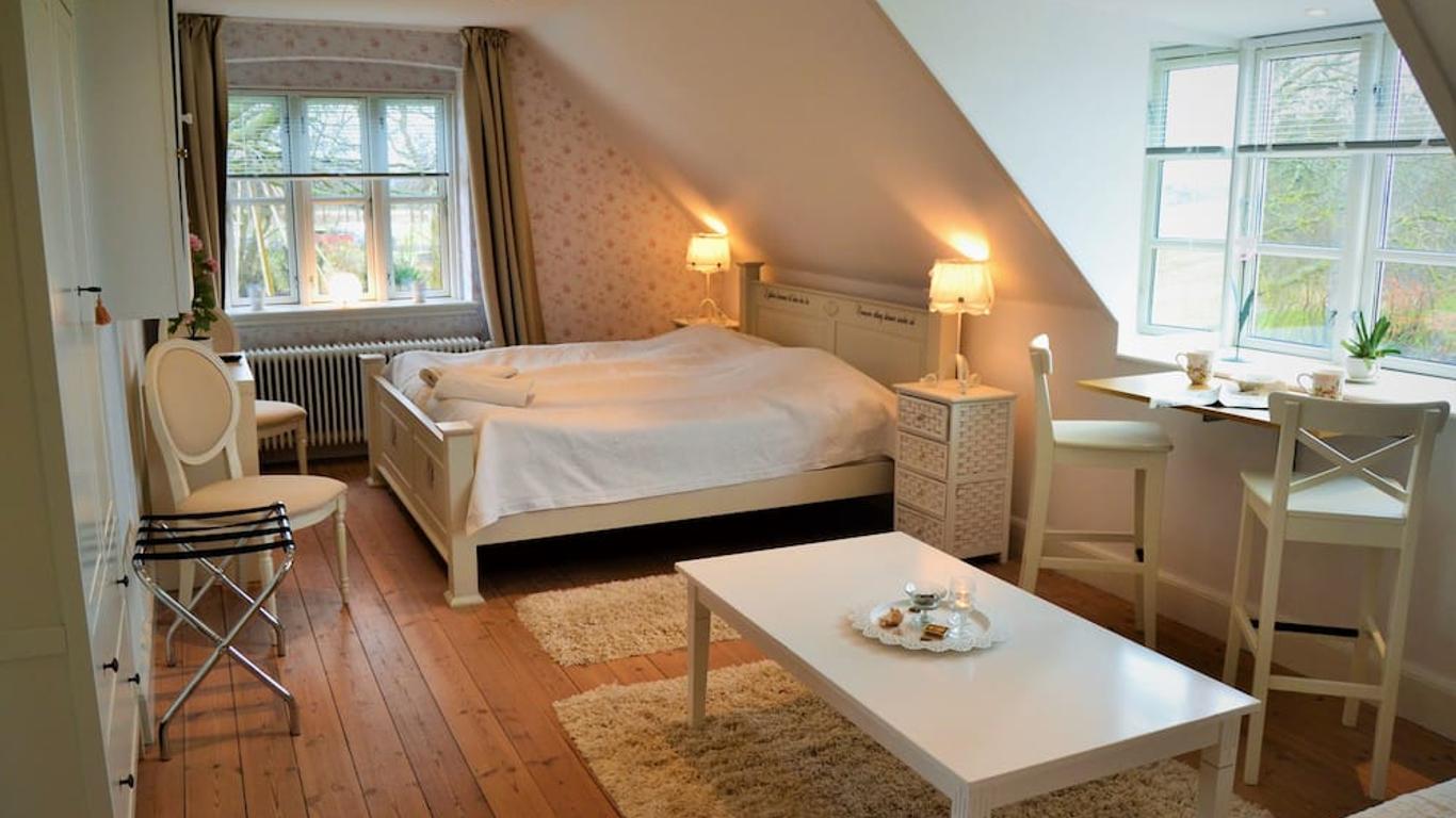 Jungshoved Præstegård