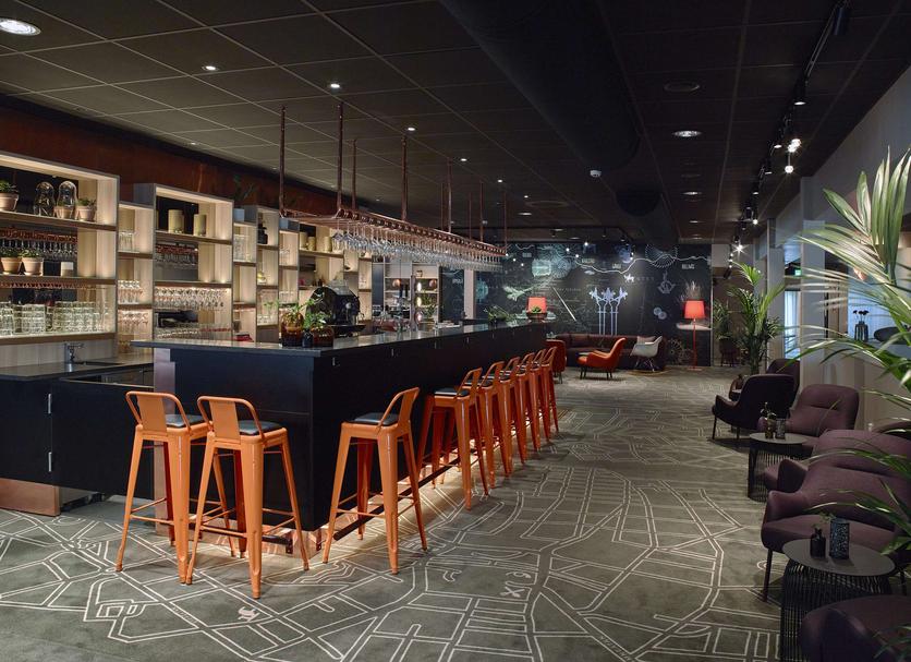 Bar Photo