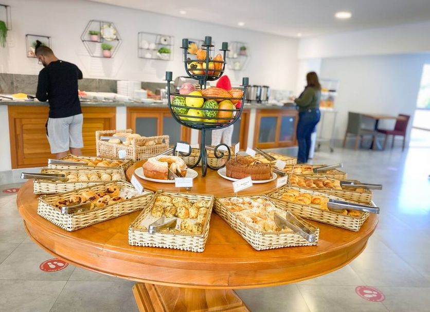 Buffet Photo