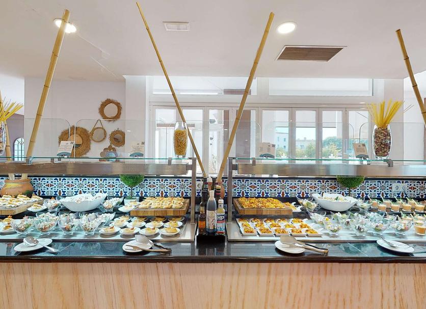 Buffet Photo