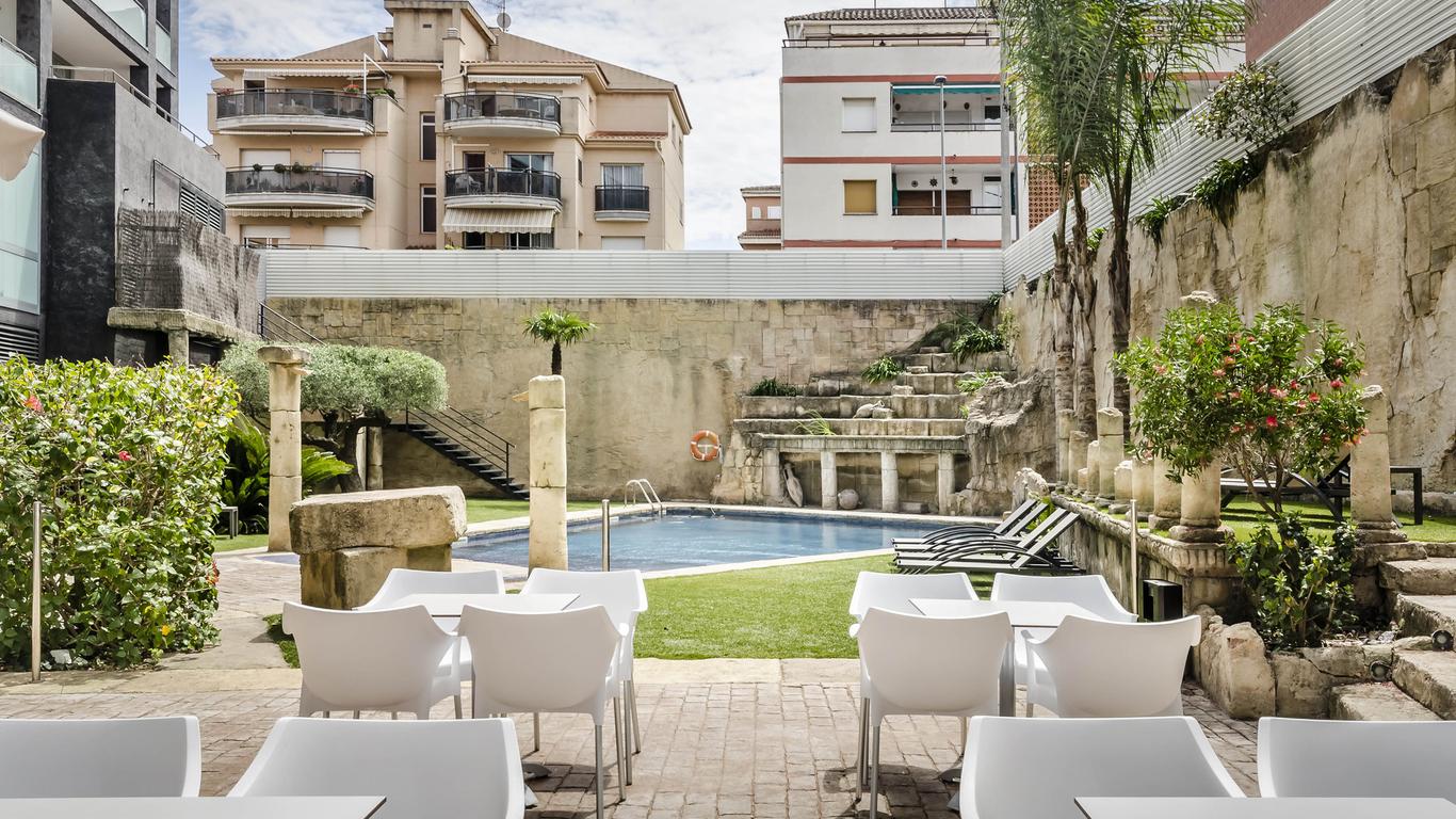 Exe Cunit Suites & Spa