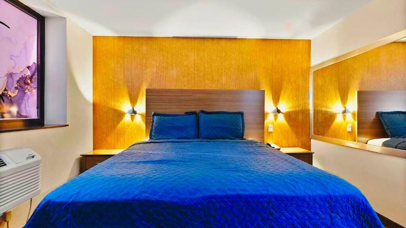 Casa Blanca Hotel Brooklyn