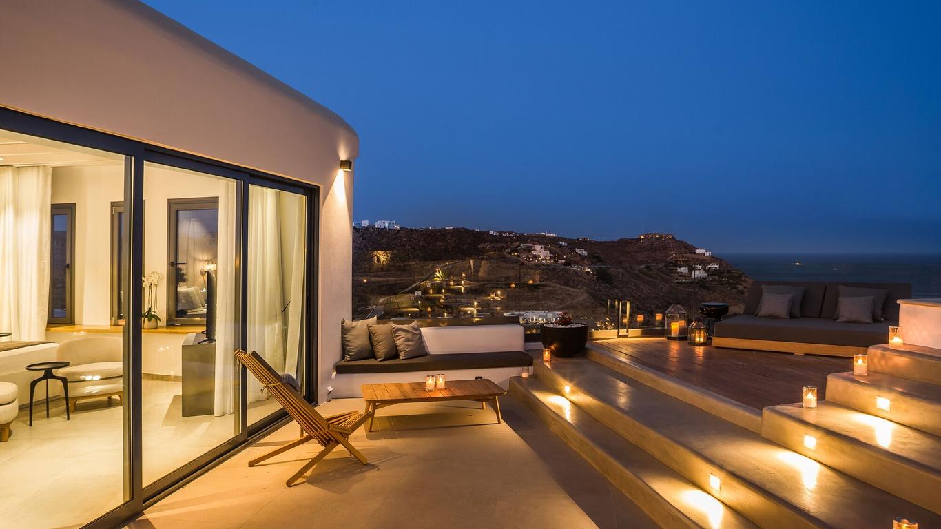 Amyth of Mykonos Super Paradise