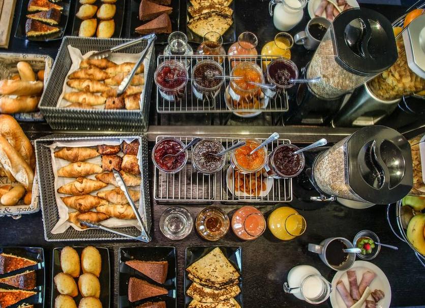 Buffet Photo