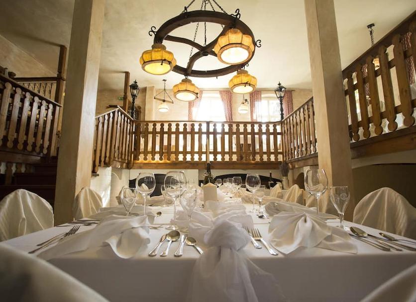 Restaurant Photo