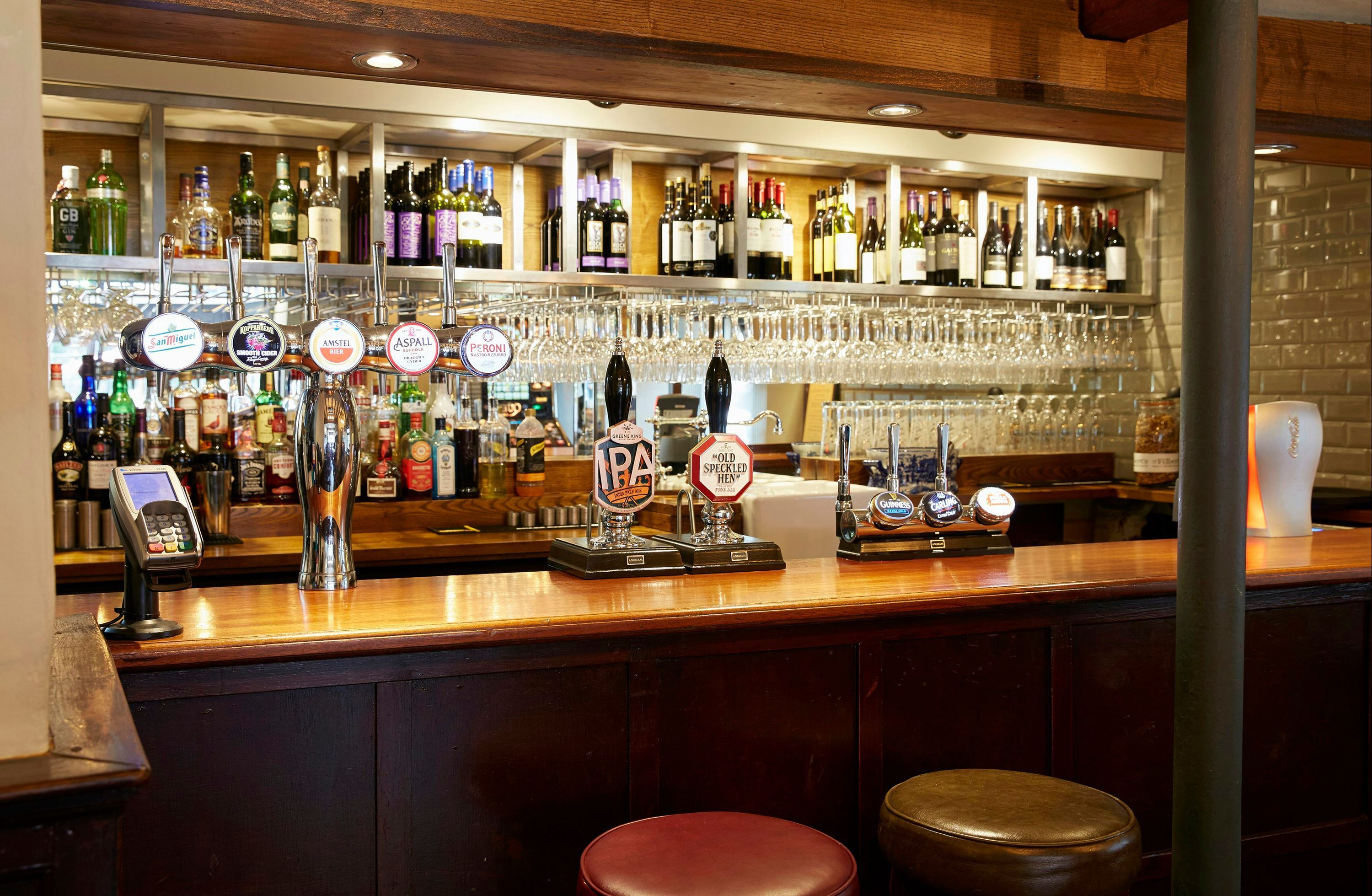 Bar
