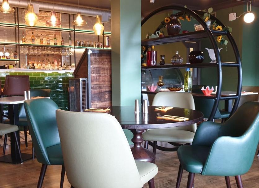 Restaurant Photo