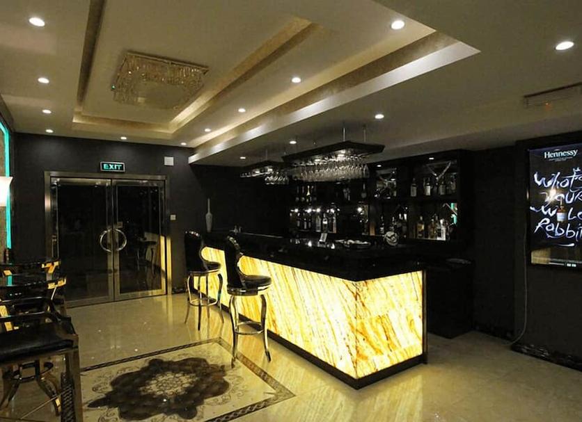 Bar Photo