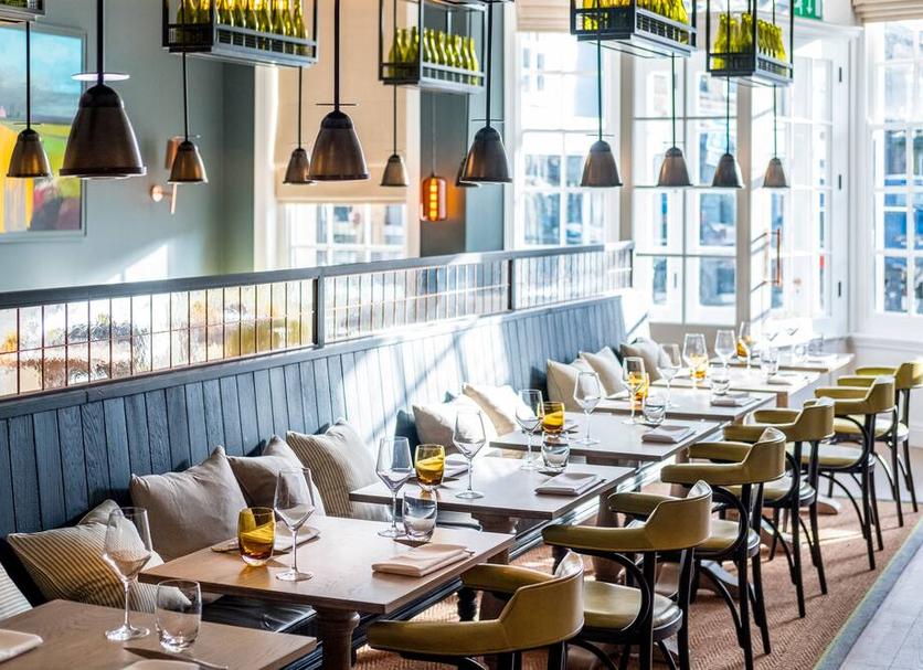 Restaurant Photo