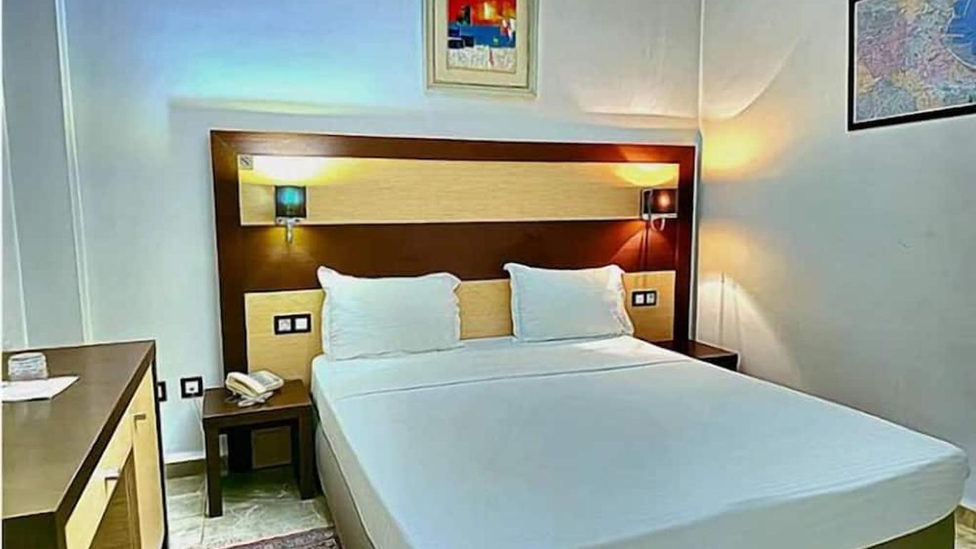 Space Telemly Hotel