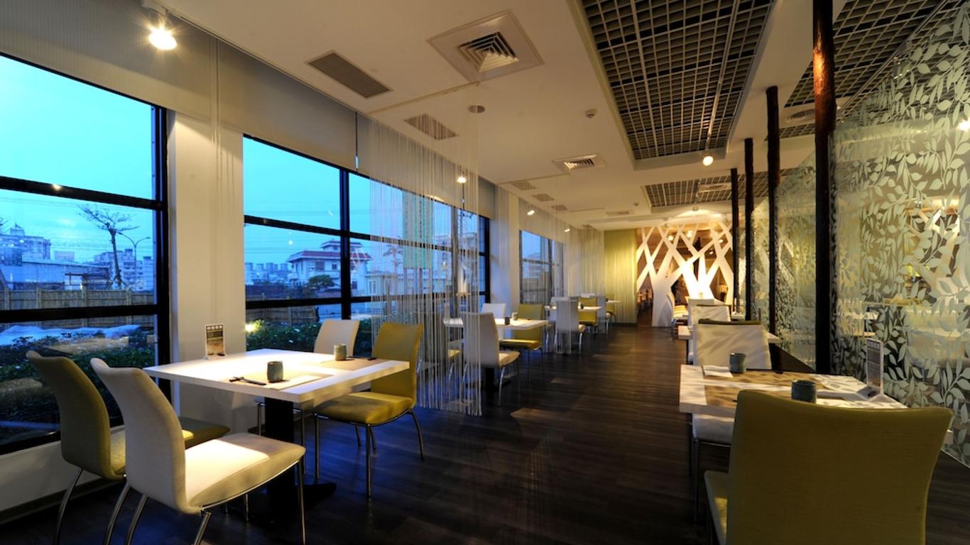 Chat Hot Spring Resort