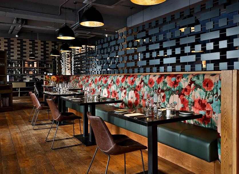 Restaurant Photo