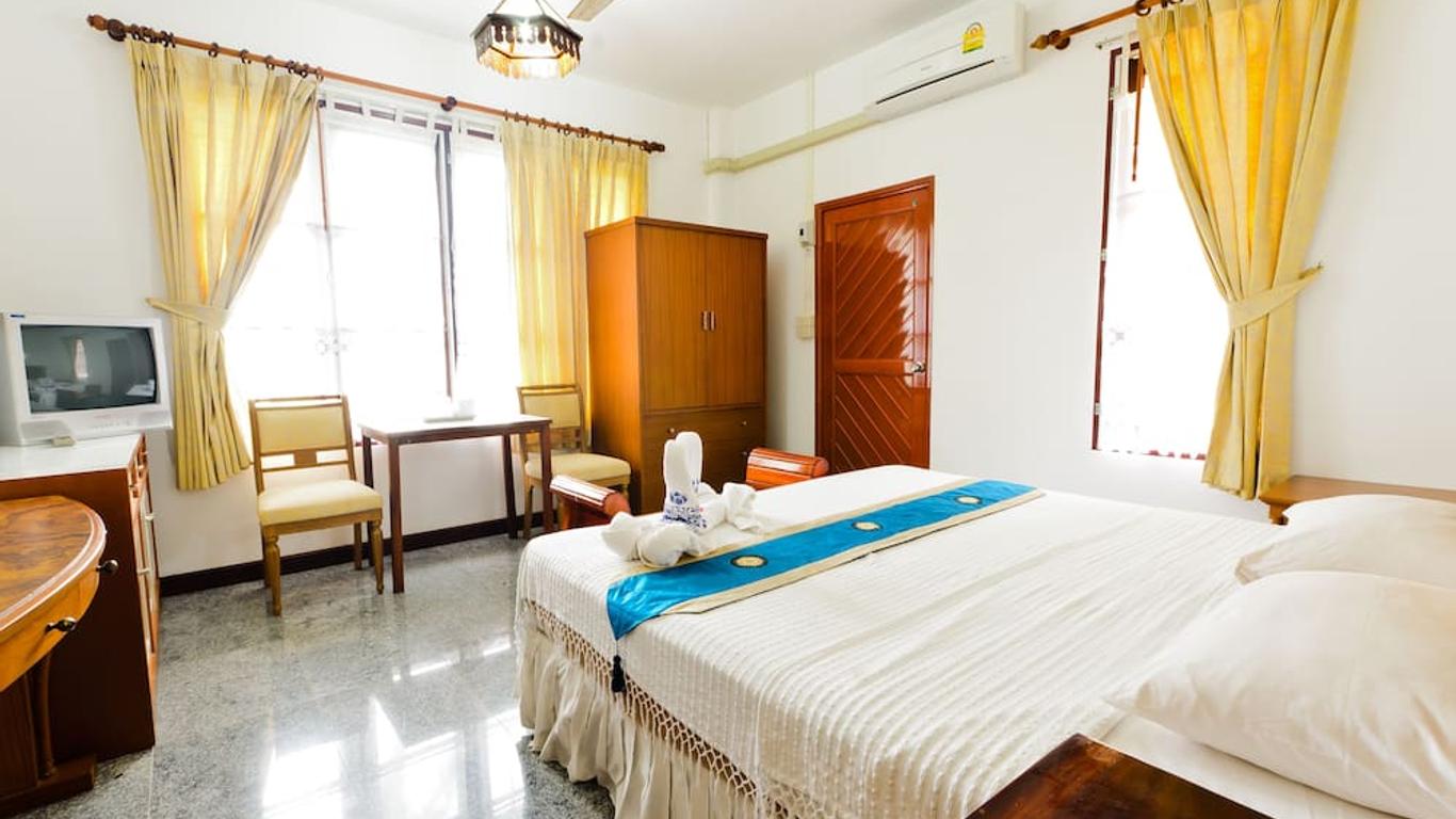 Sananwan Beach B&B