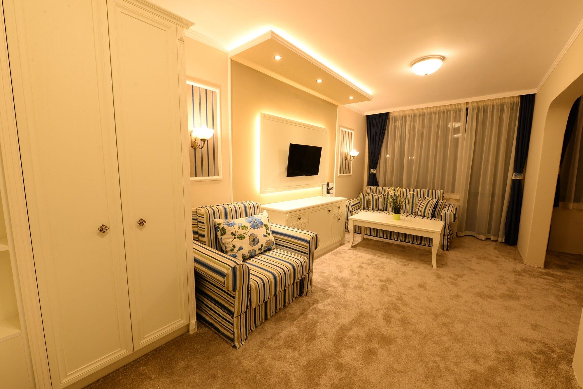 Salon