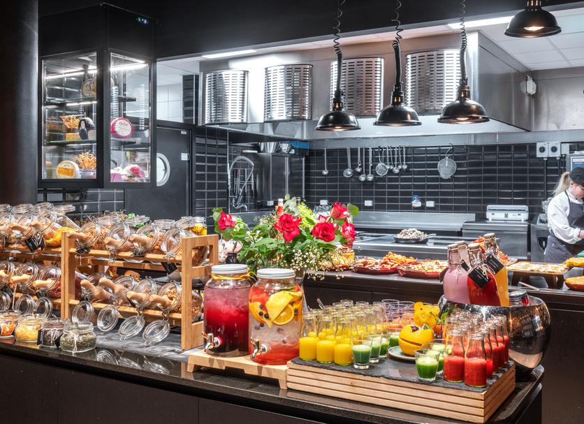 Restaurant Photo
