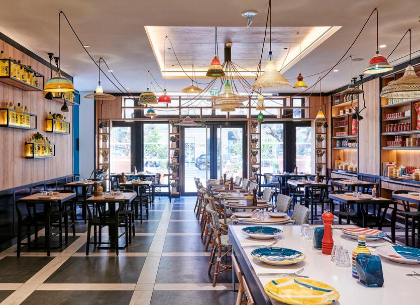 Restaurant Photo