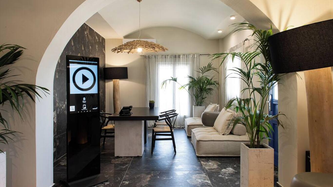The Noverian Bios Santorini Boutique Hotel