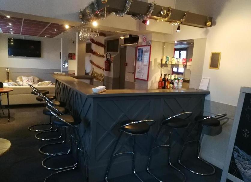 Bar Photo
