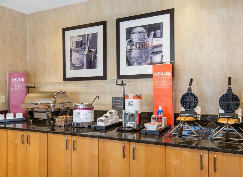 Buffet Photo