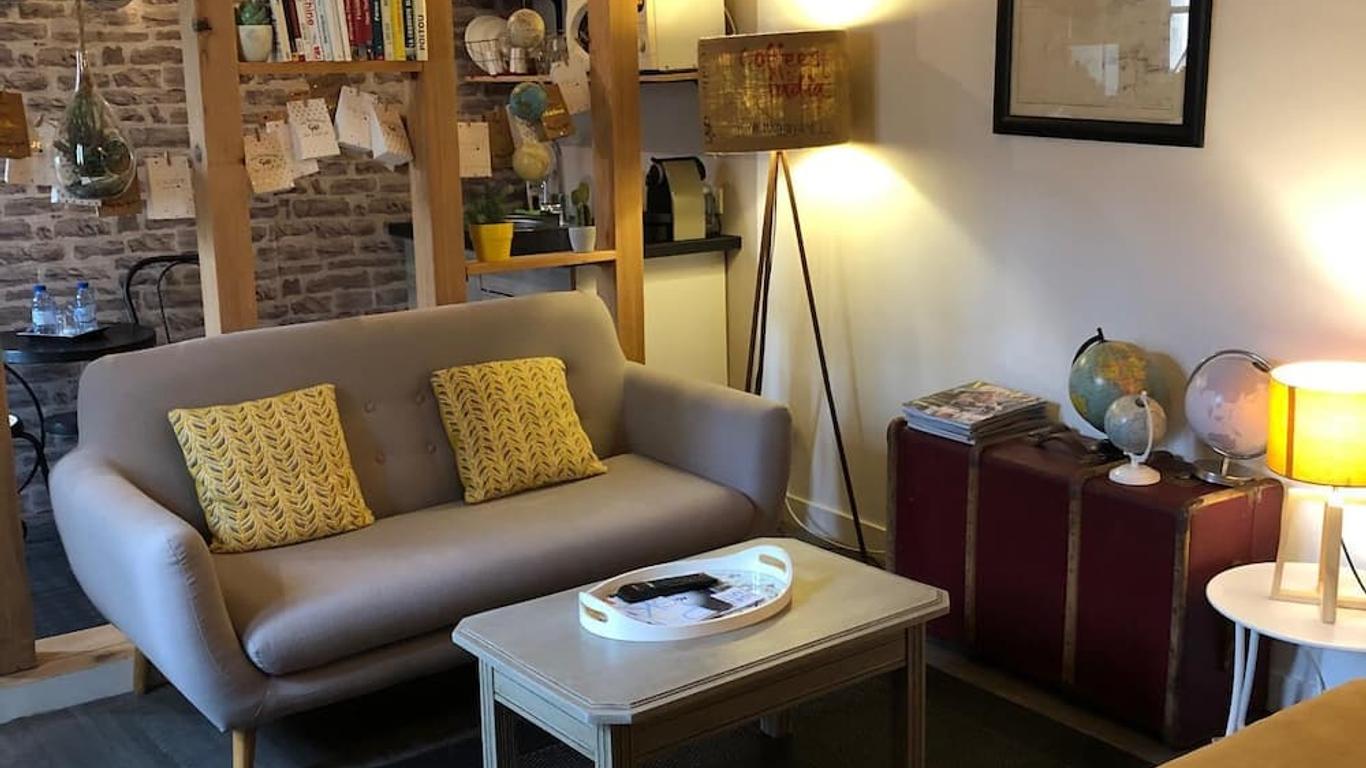 Une Chambre en Ville