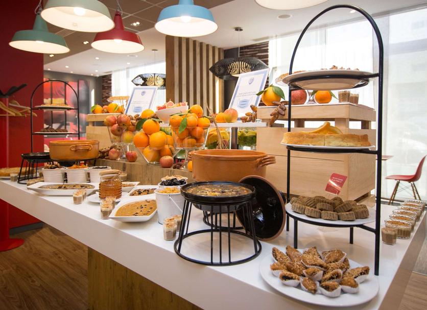 Buffet Photo