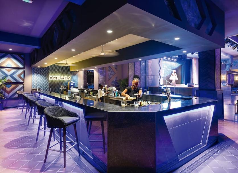 Bar Photo