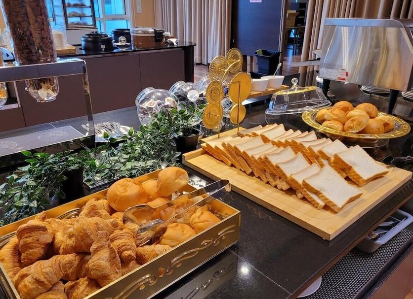 Buffet Photo