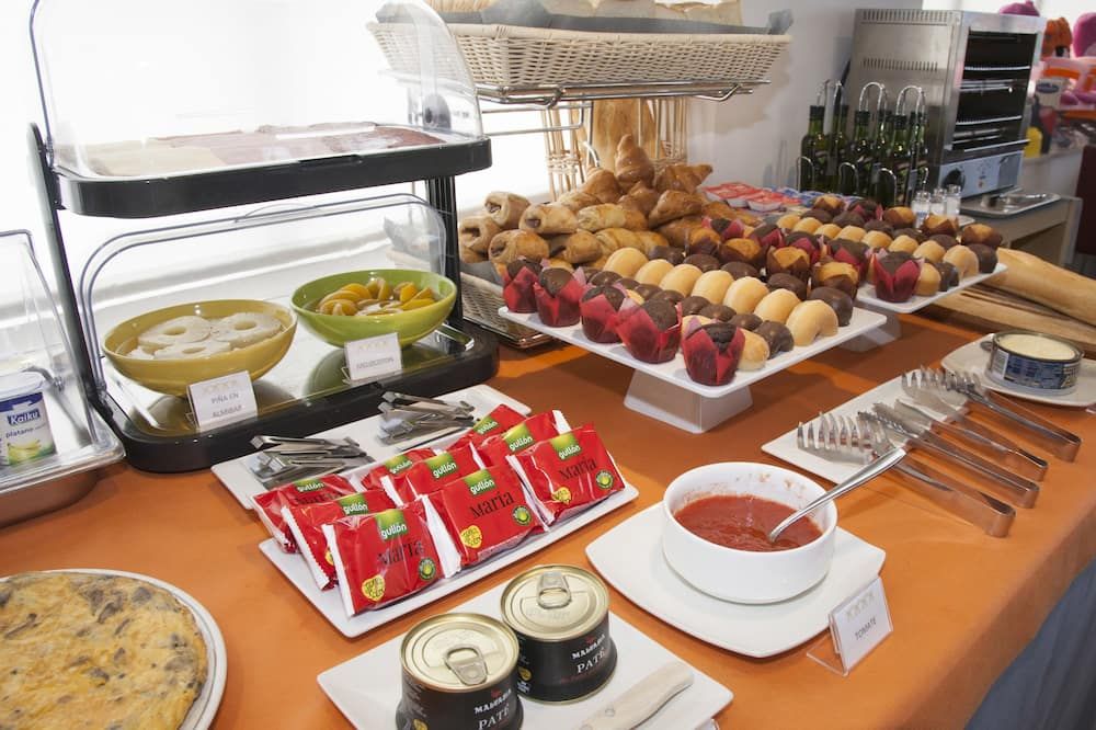 Buffet Photo