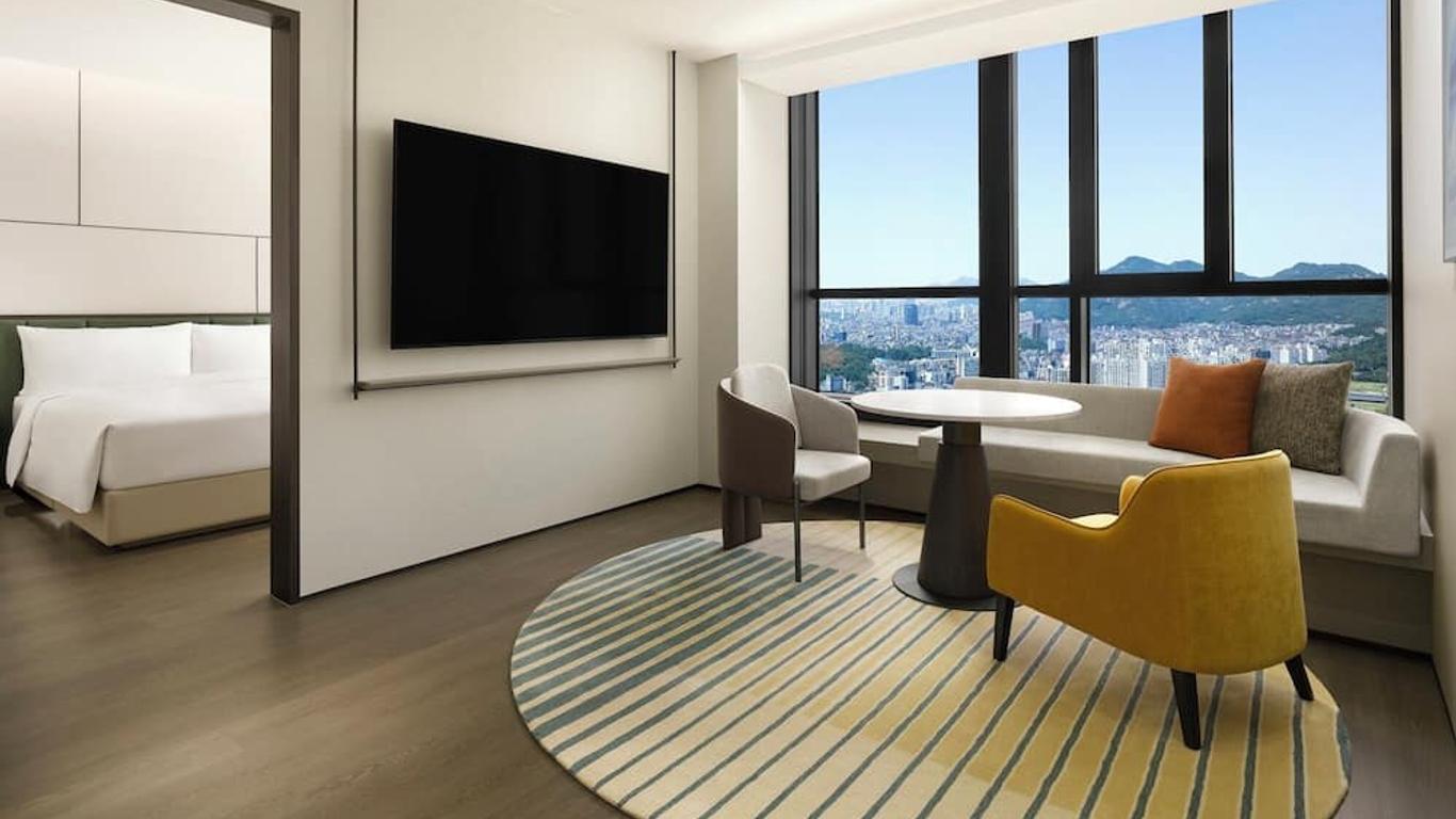 Pullman Ambassador Seoul Eastpole