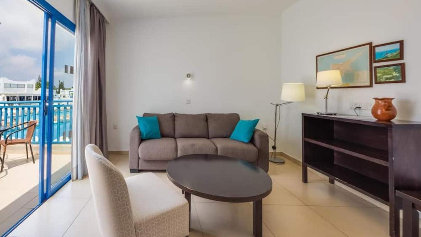 Marismare Apartments