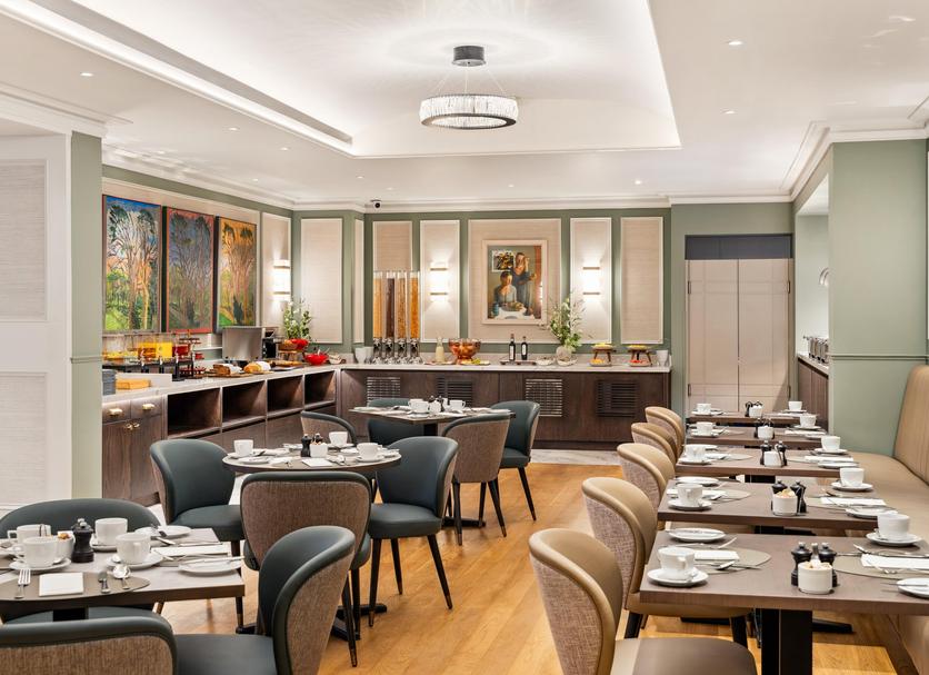 Restaurant Photo