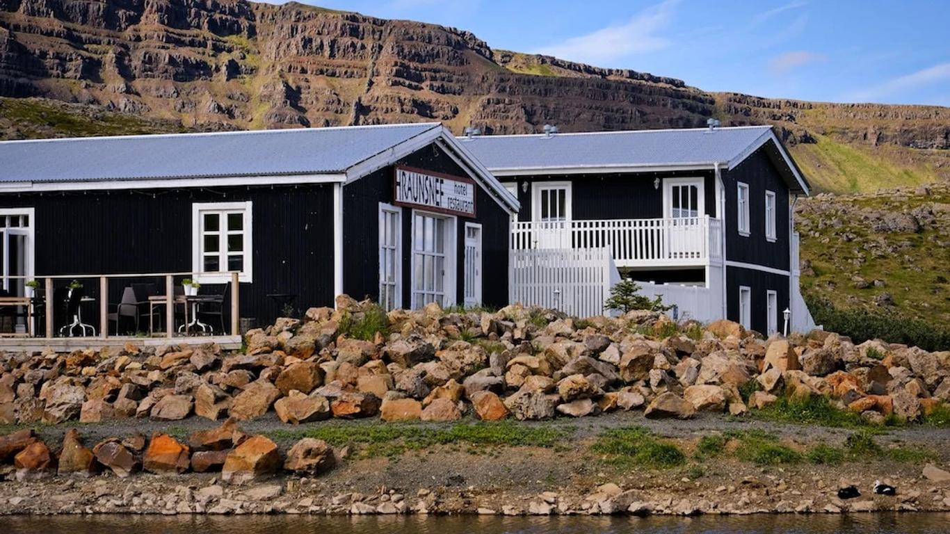 Hraunsnef Country Hotel