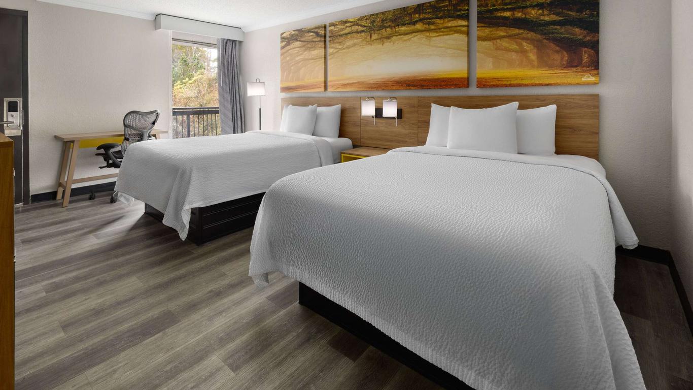 Days Inn by Wyndham Hinesville Near Fort Stewart