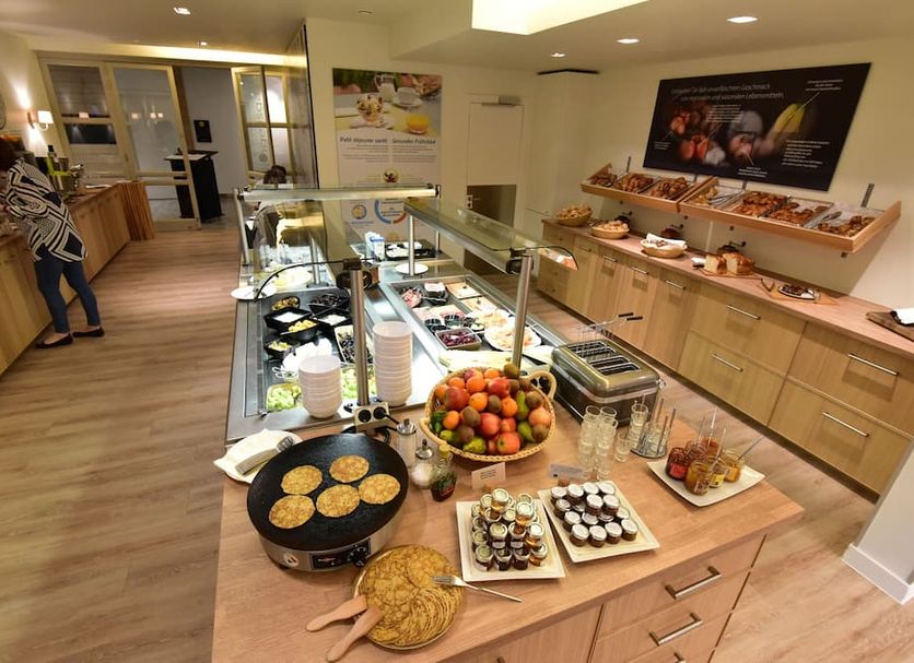 Buffet Photo