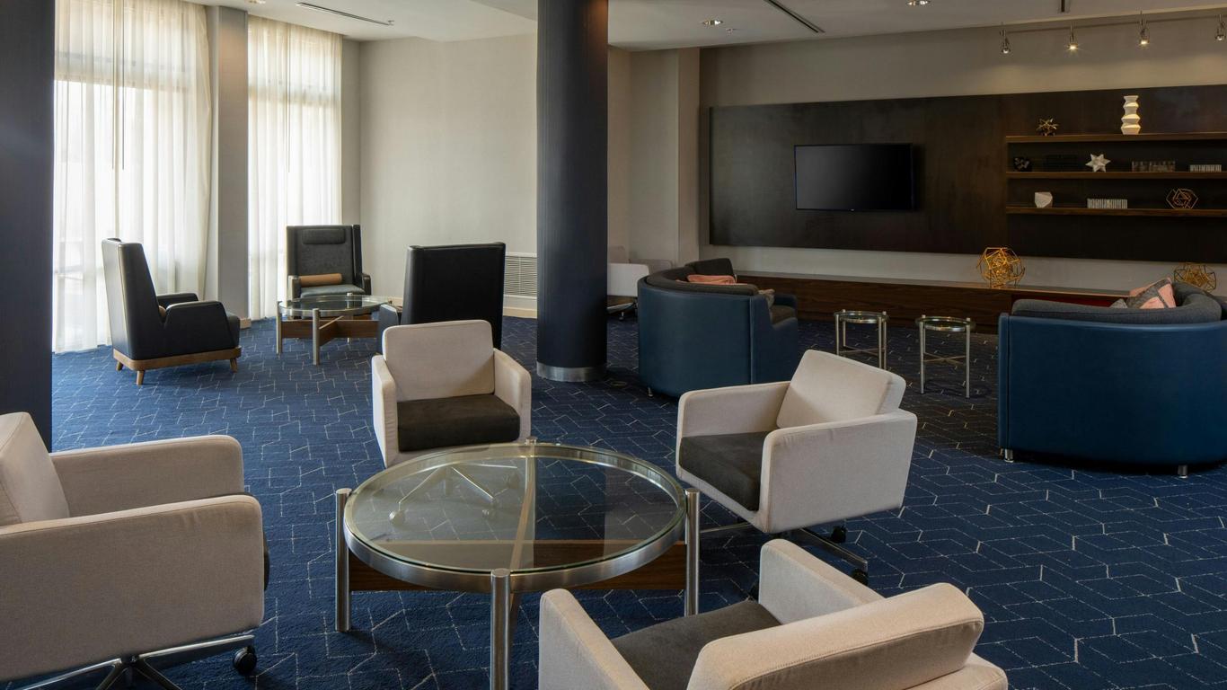 Courtyard by Marriott Jackson Airport/Pearl