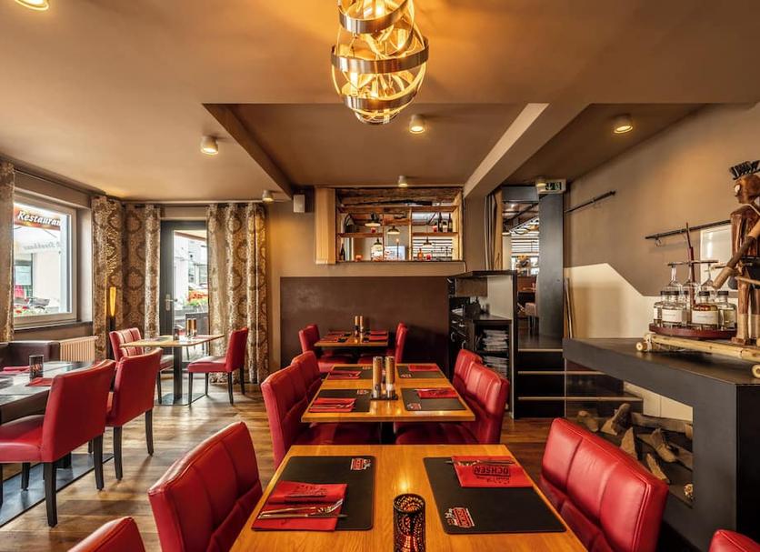 Restaurant Photo