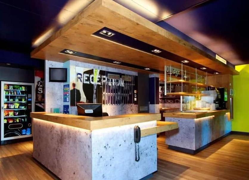 Bar Photo