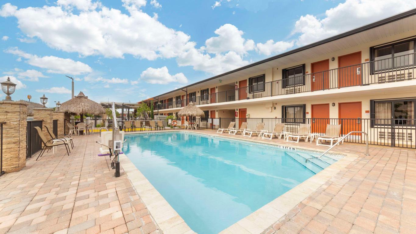 Quality Inn Florida City - Gateway to the Keys