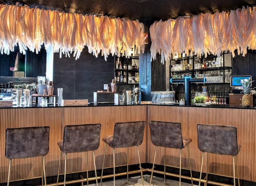 Bar Photo
