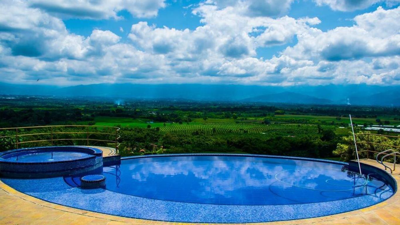 Hotel Tata Premium