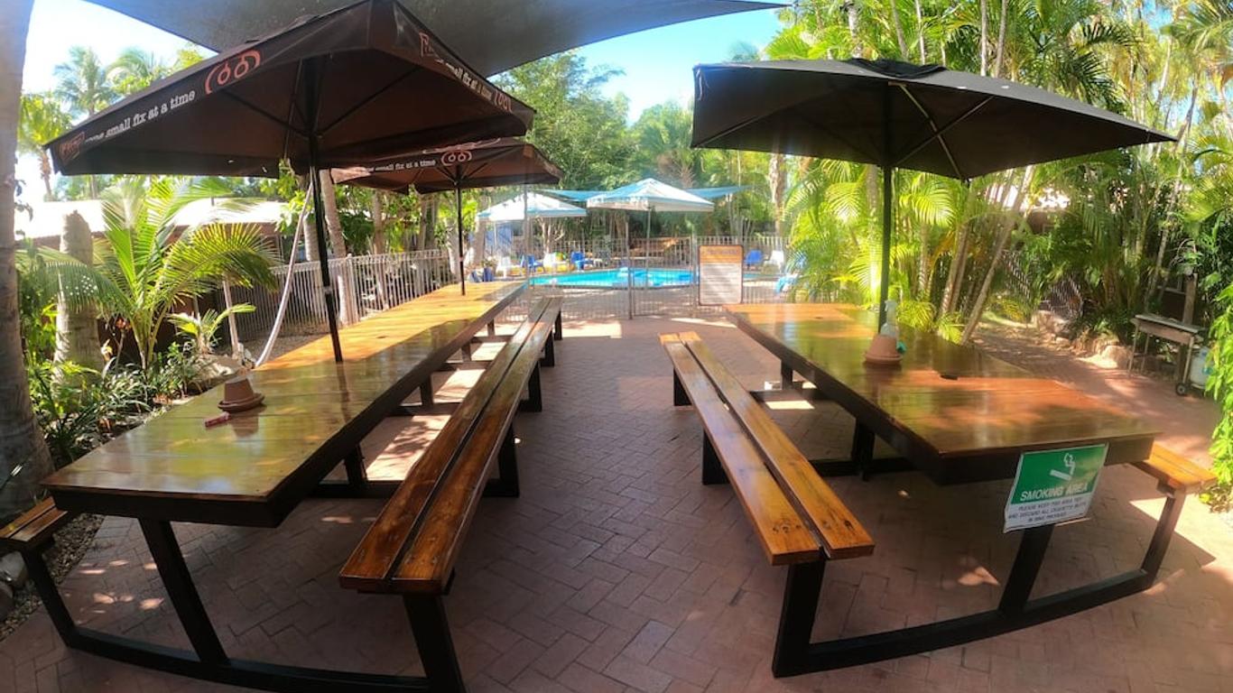 Cable Beach Backpackers