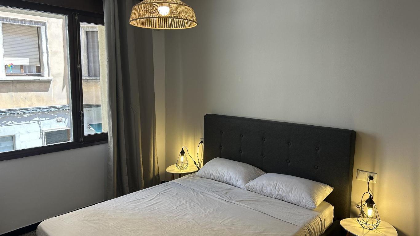 Zoo Loco Guest House