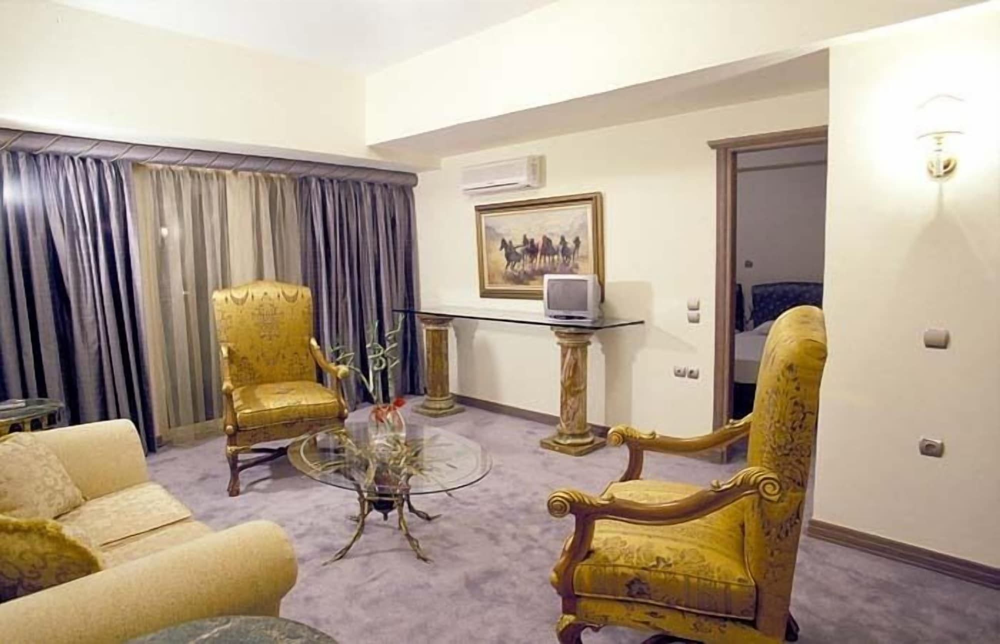 Salon