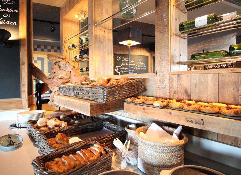 Buffet Photo
