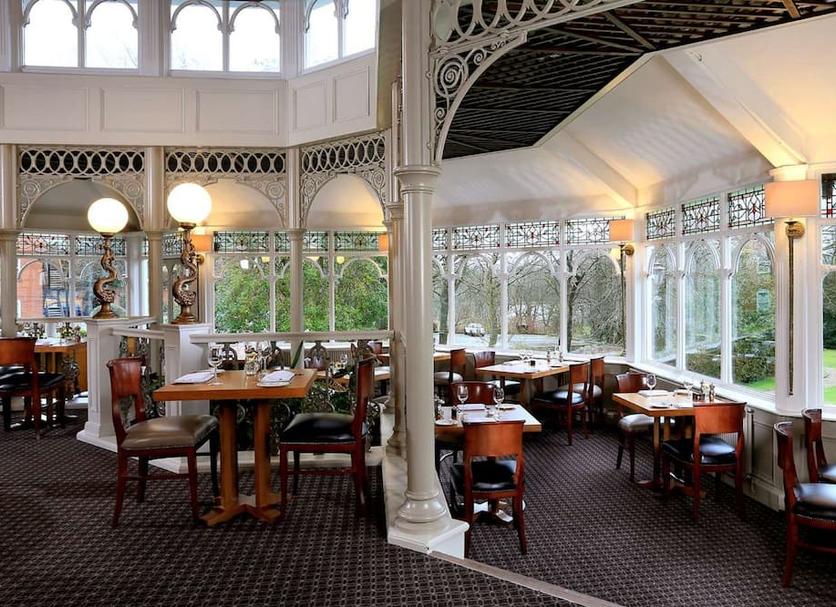 Restaurant Photo