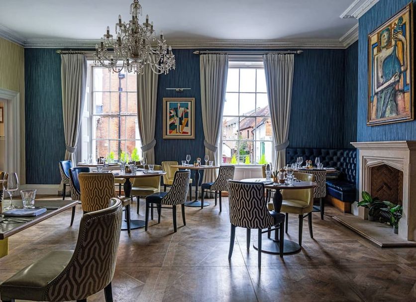 Restaurant Photo