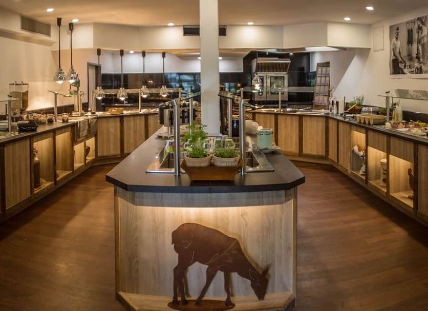 Buffet Photo