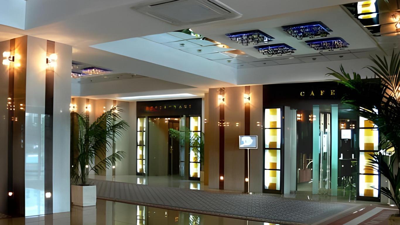 Kolomna Hotel