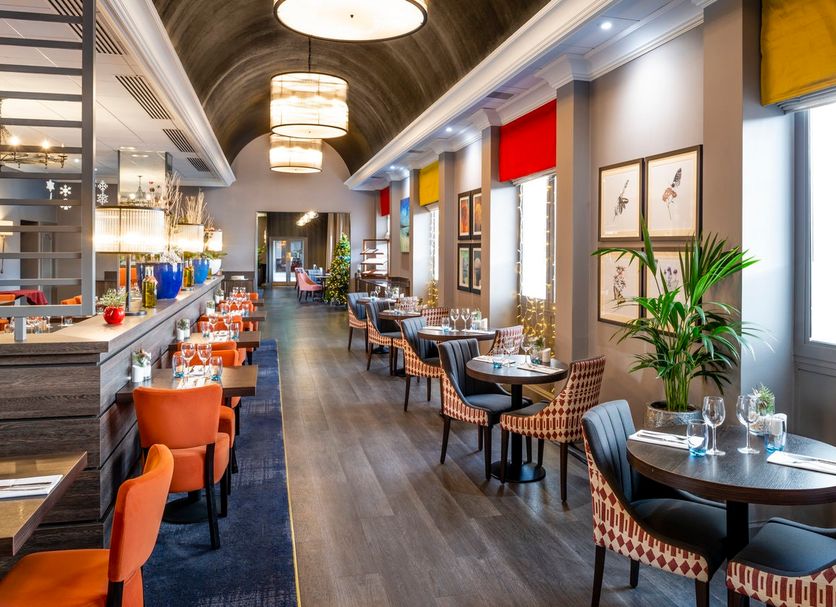 Restaurant Photo